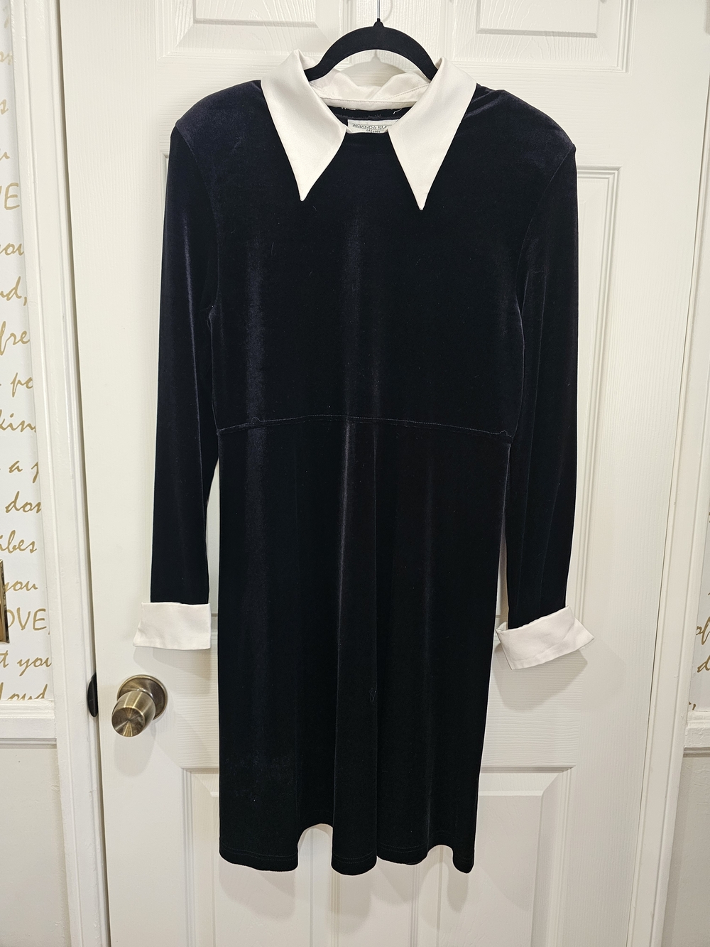 Amanda Smith Black Velvet Long-Sleeve Dress with White Collar